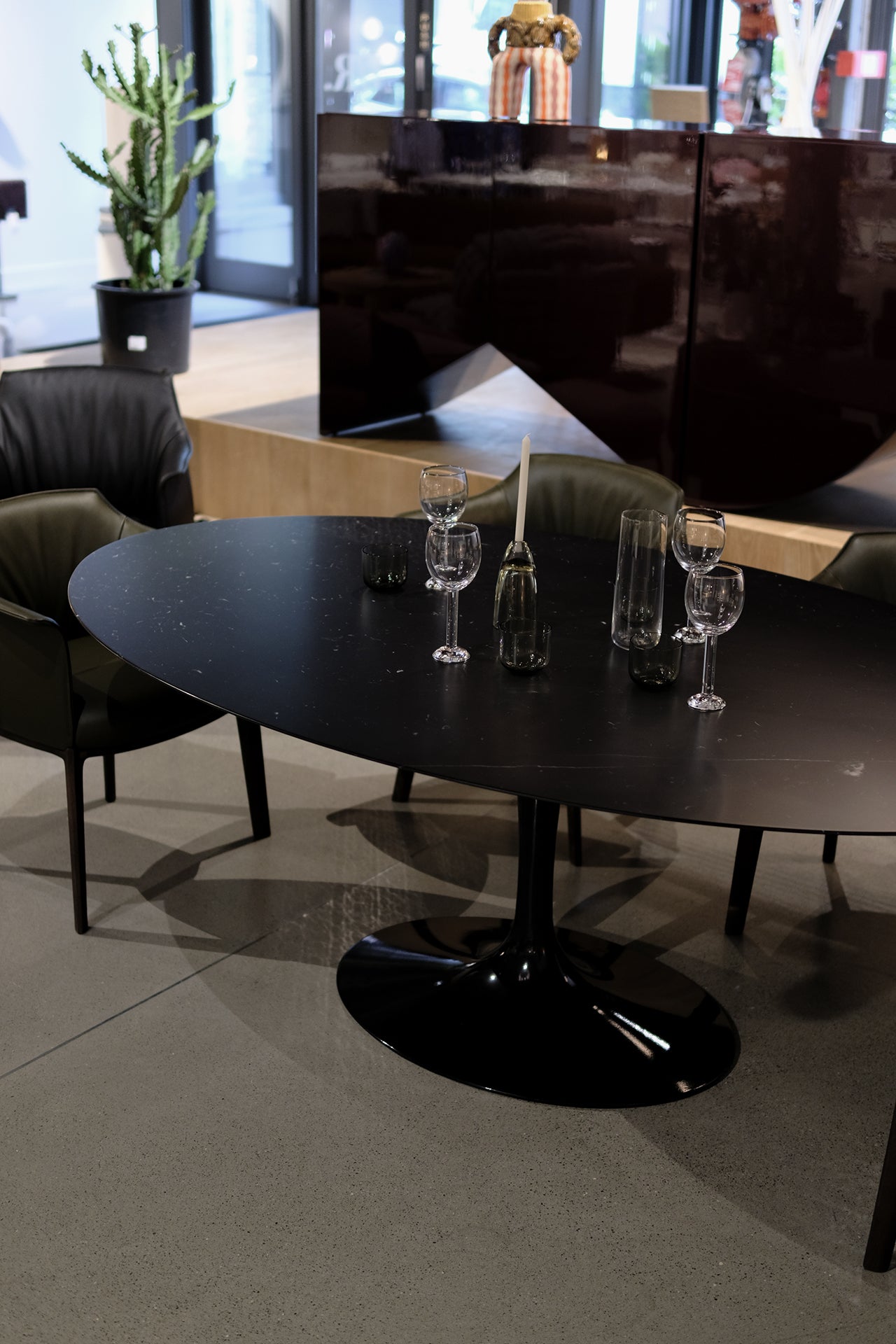 Saarinen Dining Table