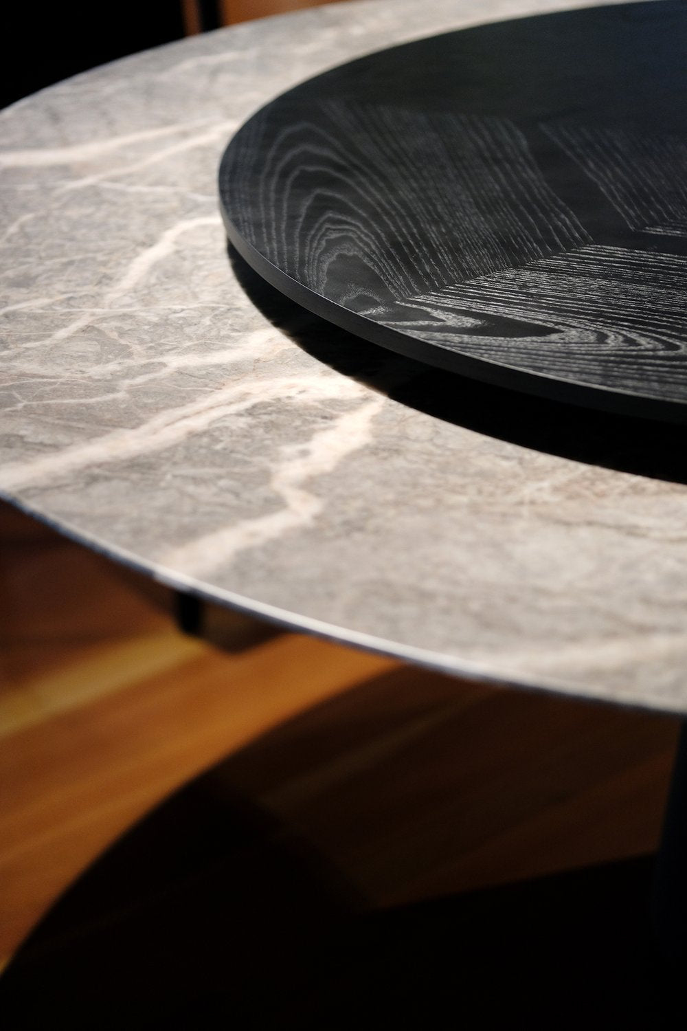 Mesa Due Dining Table