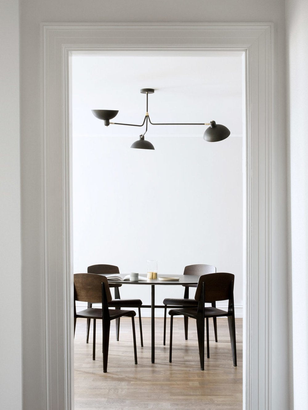 Waldorf 07 Suspension Triple Chandelier