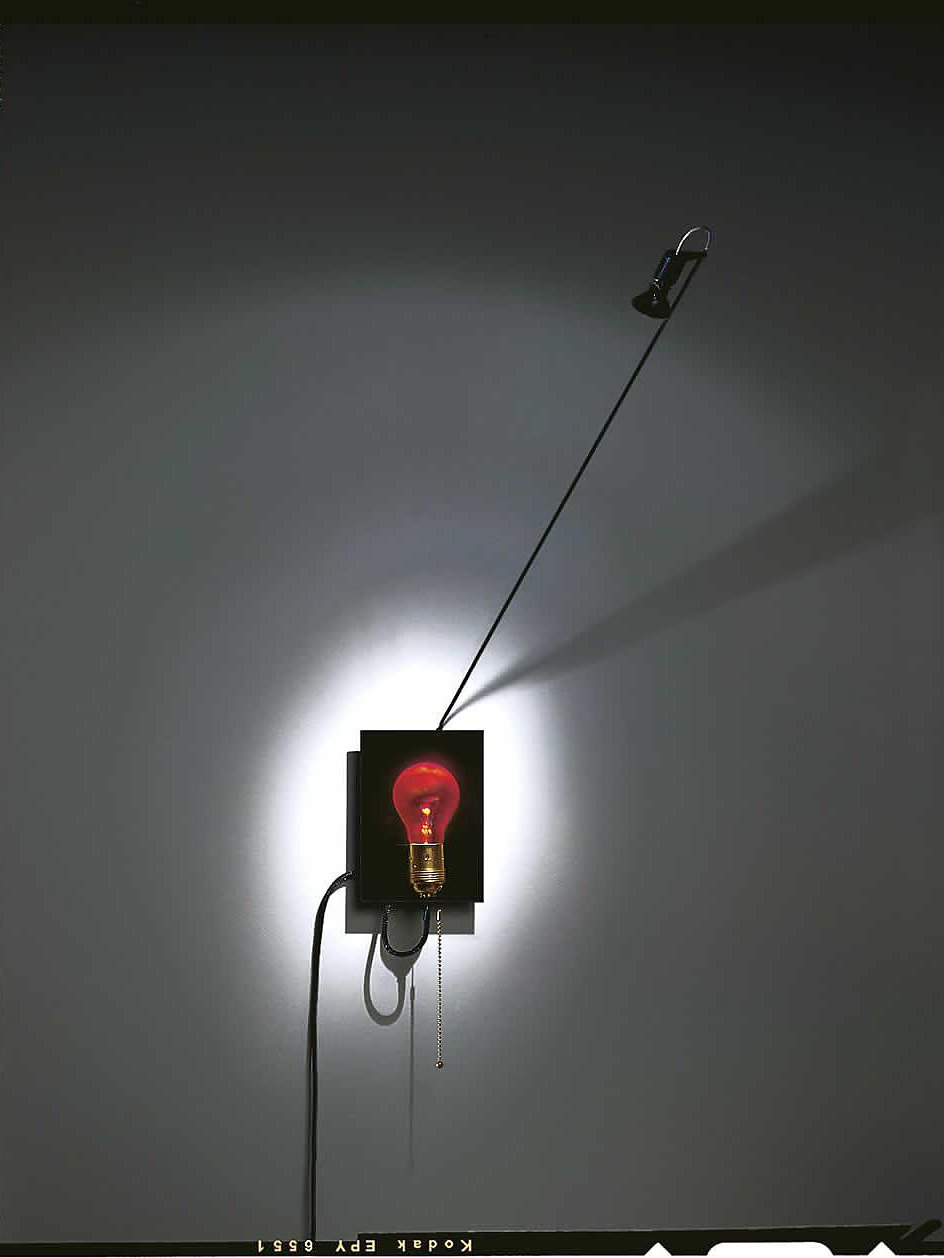 Holonzki Wall Lamp