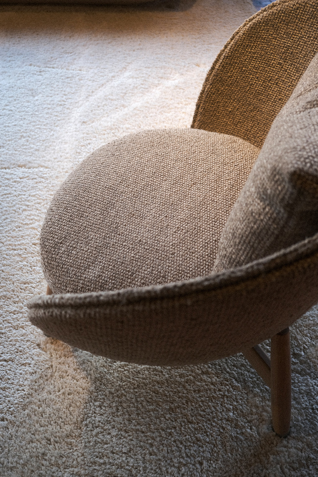 Eri Armchair