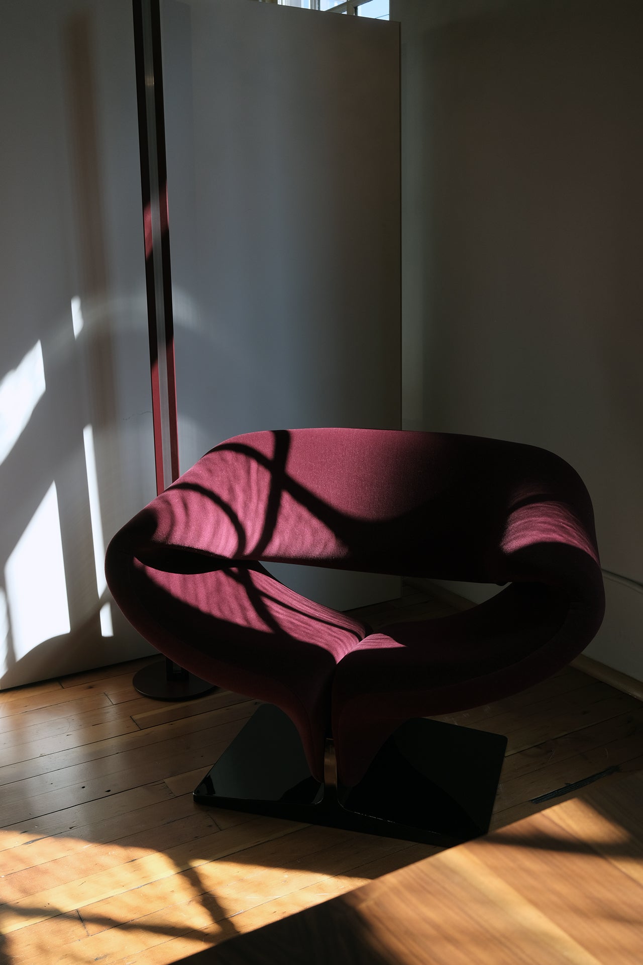 Ribbon Chair