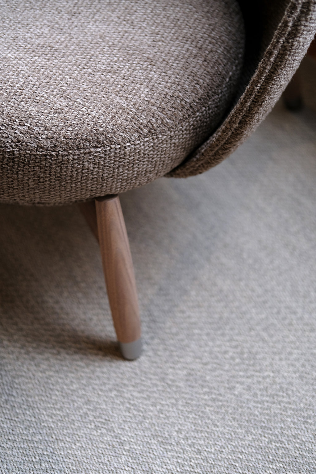 Eri Armchair