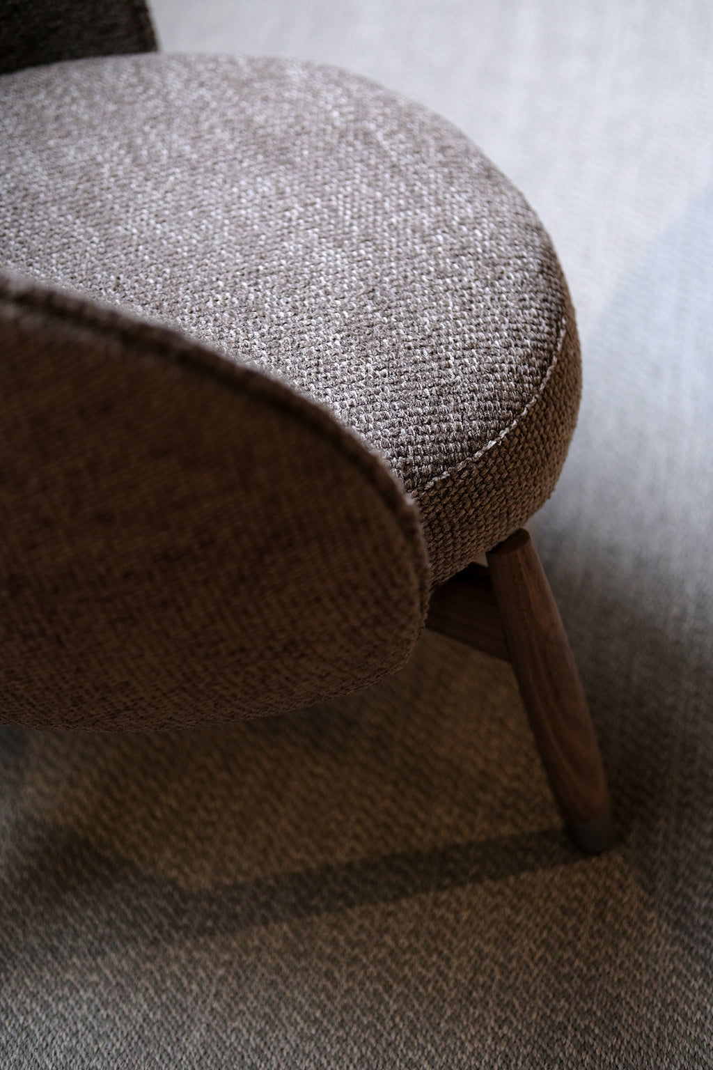 Eri Armchair