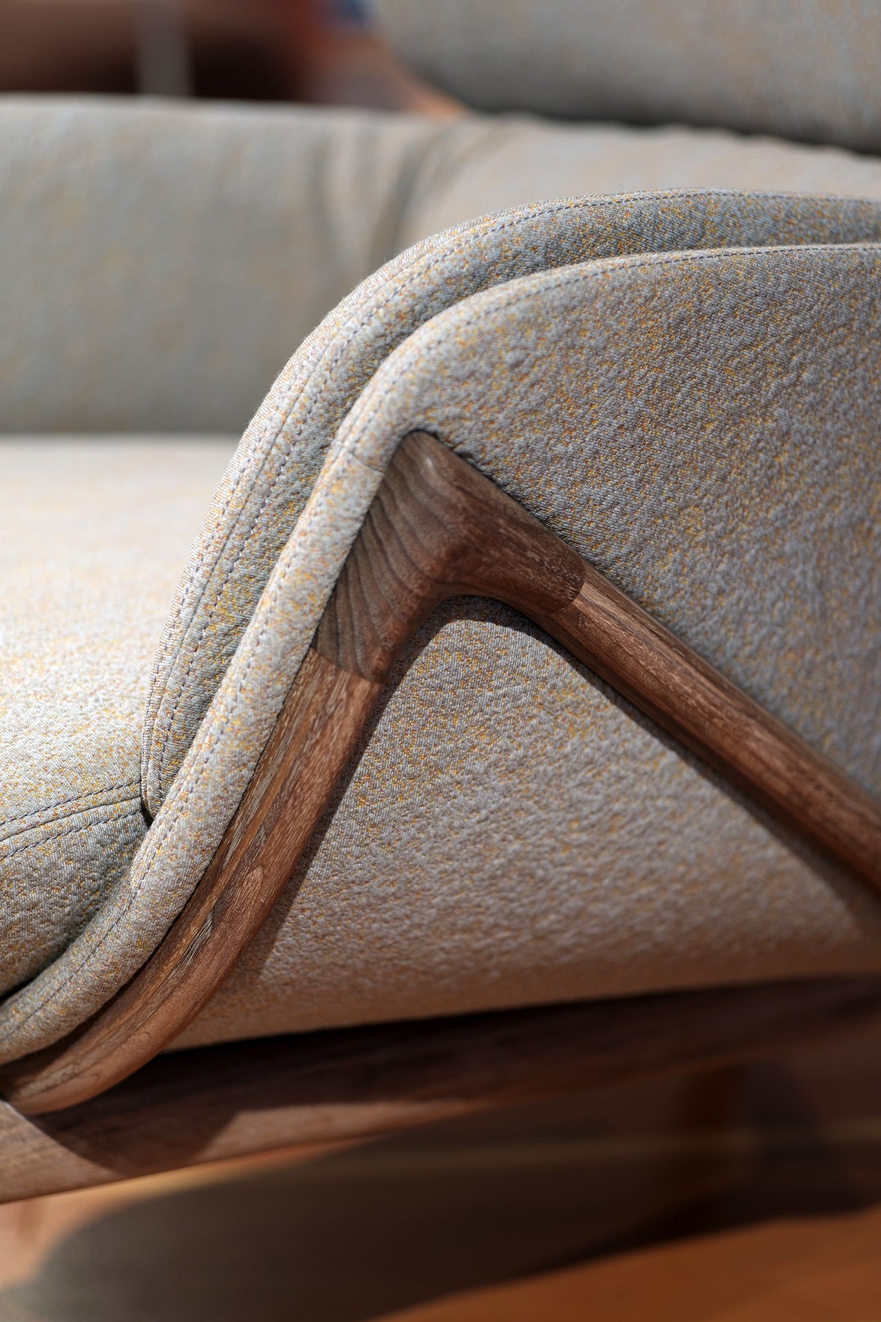 Elysia Lounge Chair