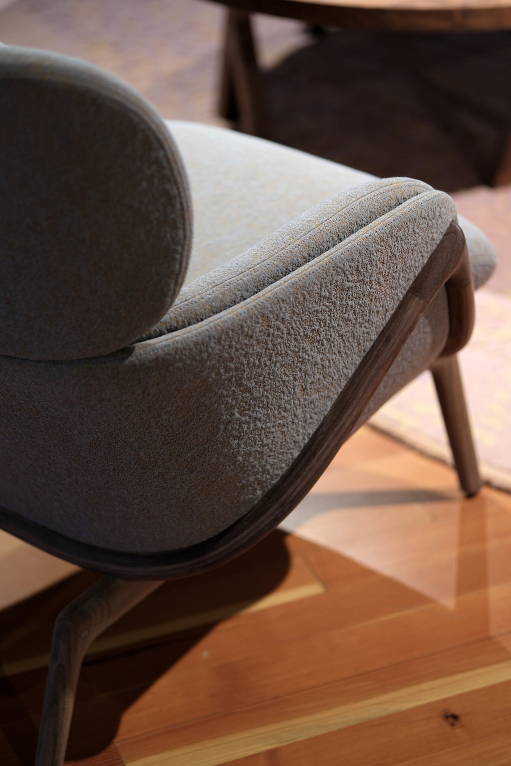 Elysia Lounge Chair