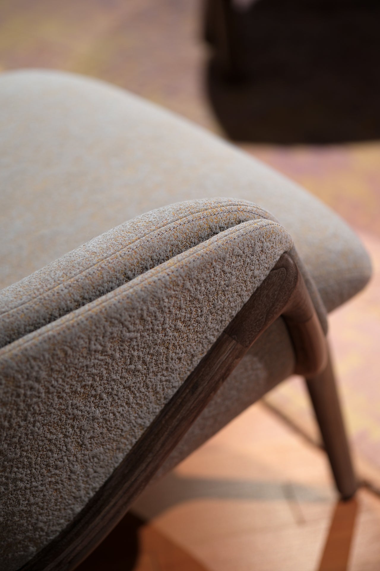 Elysia Lounge Chair