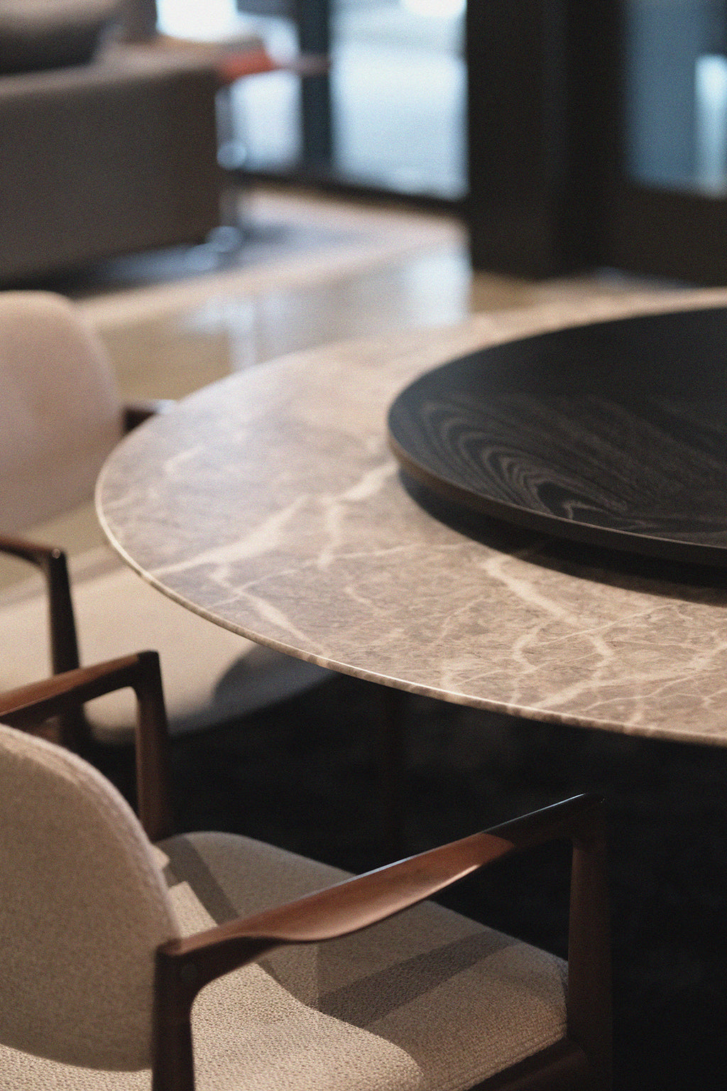 Mesa Due Dining Table