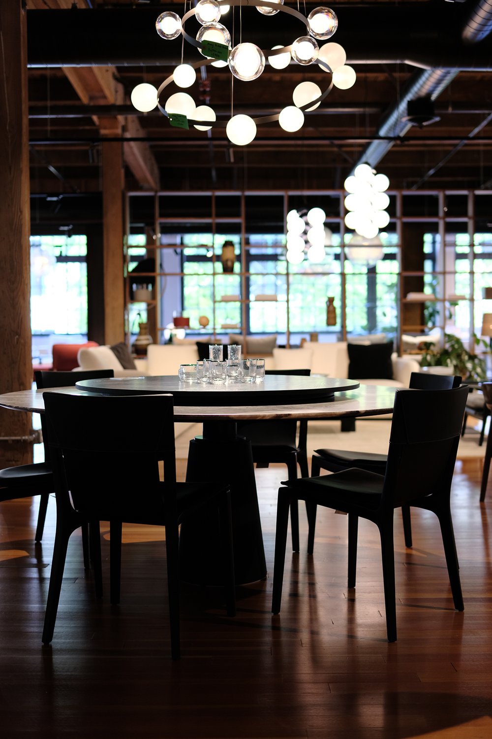 Mesa Due Dining Table