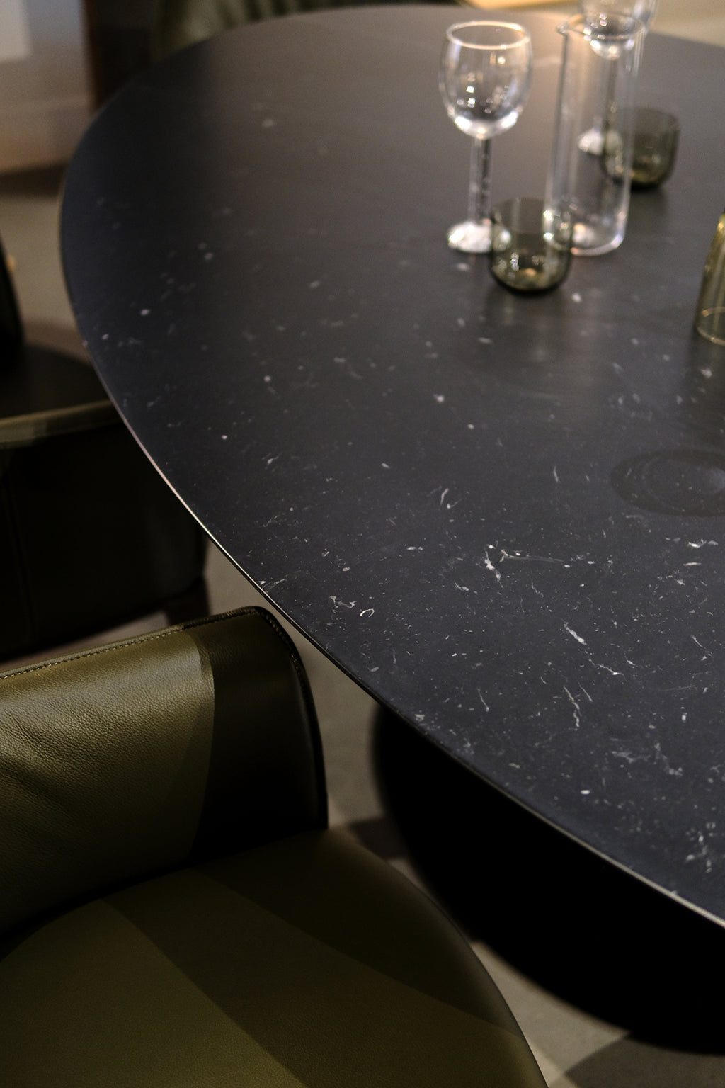 Saarinen Dining Table