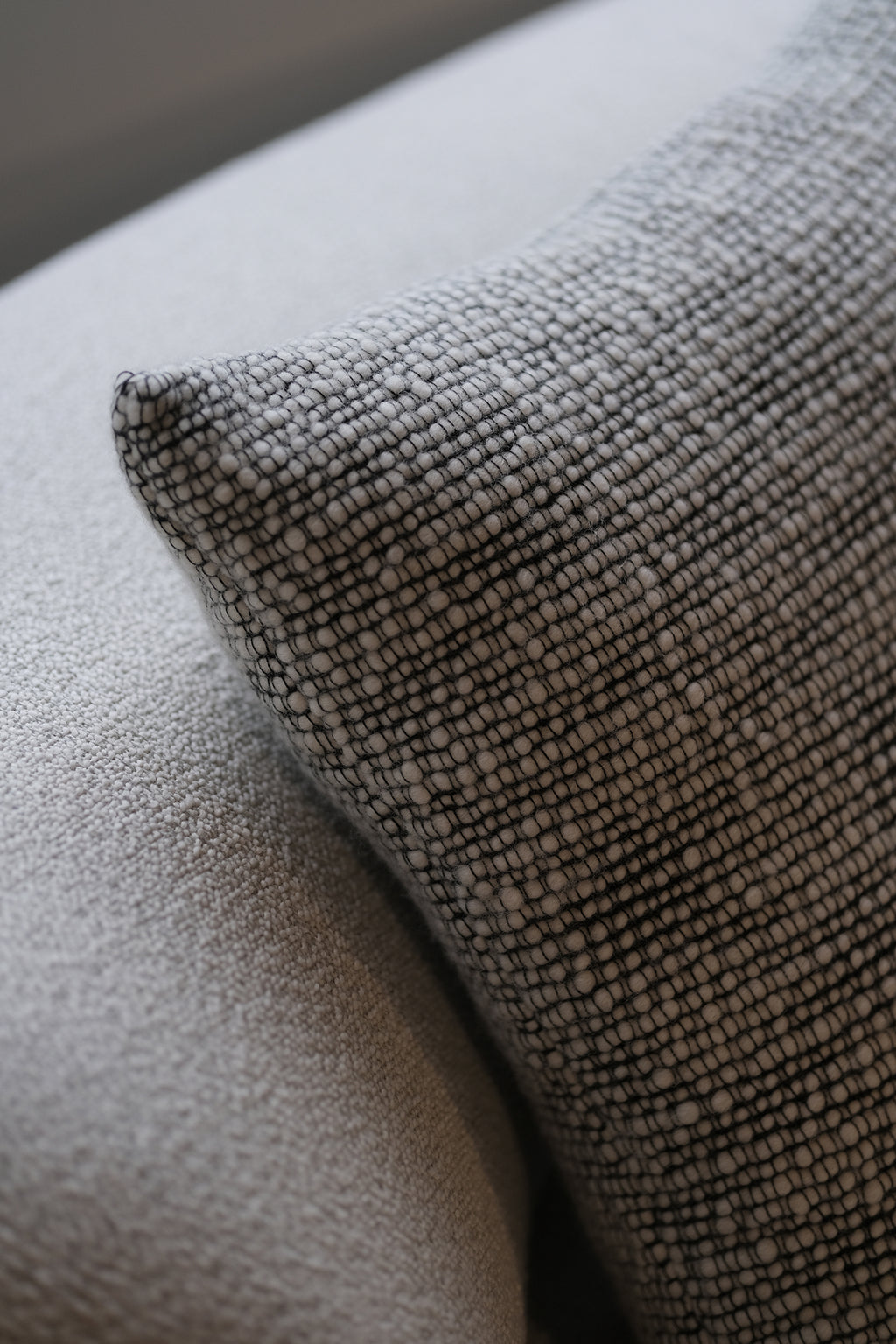 Thread Cushion