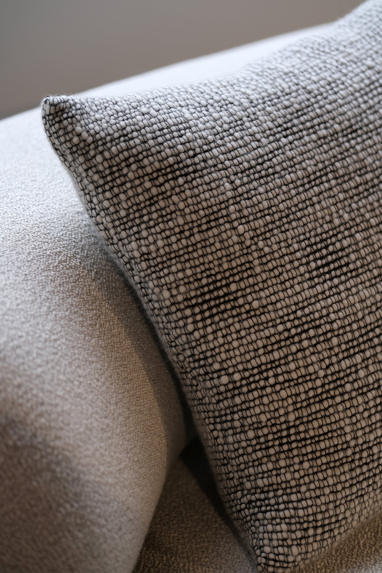 Thread Cushion